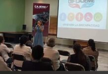 IMPARTEN LA CONFERENCIA «VIVIENDO LA DISCAPACIDAD».