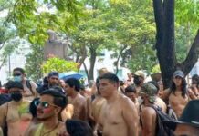 Marchan desnudos en Guadalajara por la aceptación de los cuerpos