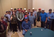 RECONOCE AYUNTAMIENTO A INTENDENTES, RECOLECTORES DE BASURA Y DE SERVICIOS GENERALES EN SU DÍA*