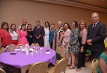 FESTEJA AYUNTAMIENTO A MÁS DE 800 MADRES TRABAJADORAS EN SU DÍA.